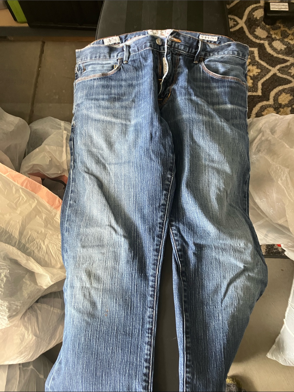Lucky Brand Men's Light Blue Washed Straight Jeans